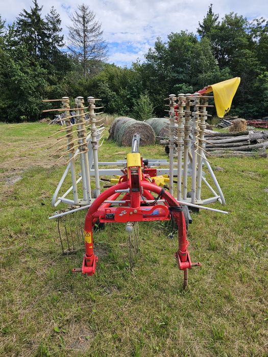 Pottinger Top 382 Zgrabiarka