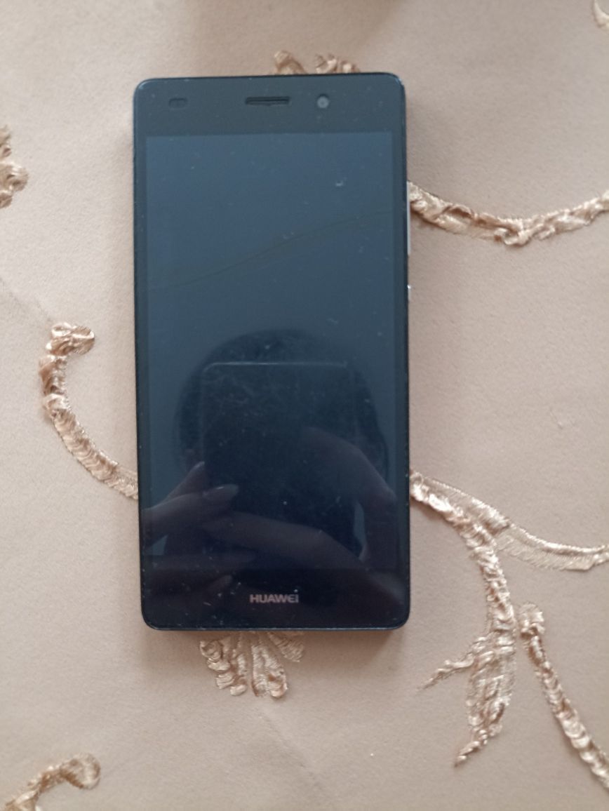 Telefon Huawei P8 lite