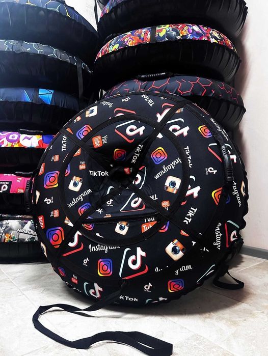 Крутий тюбінг плюшка тюбинг таблетка тюба ватрушка санки надувні