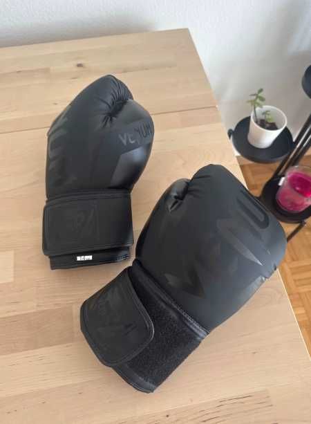 Luvas Box Venom Novas 60z/10oz/12oz