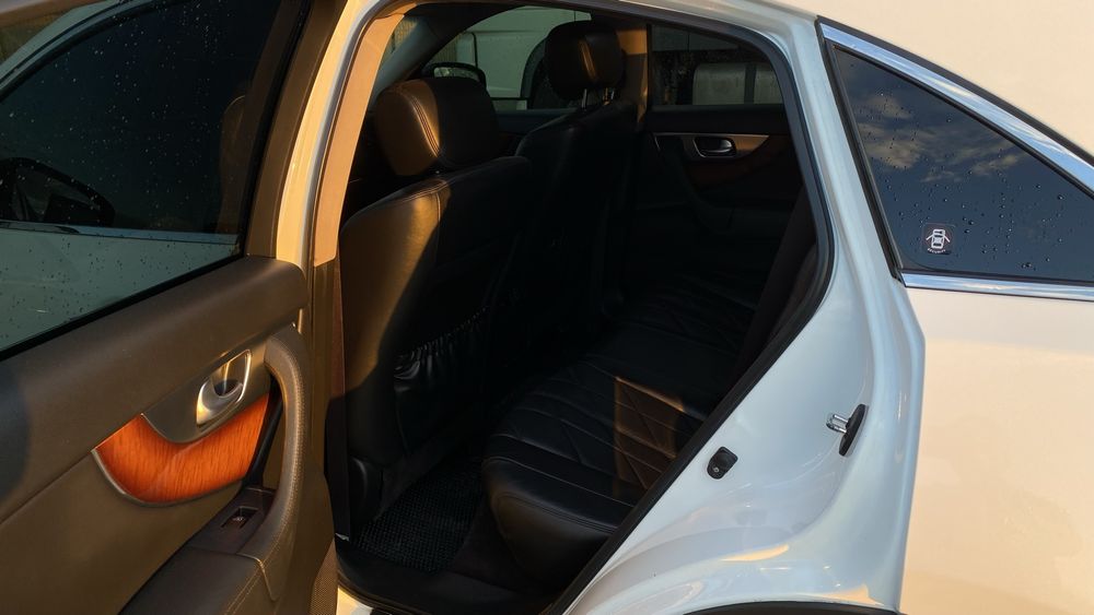 Продам Infiniti FX S51 2010 5.0