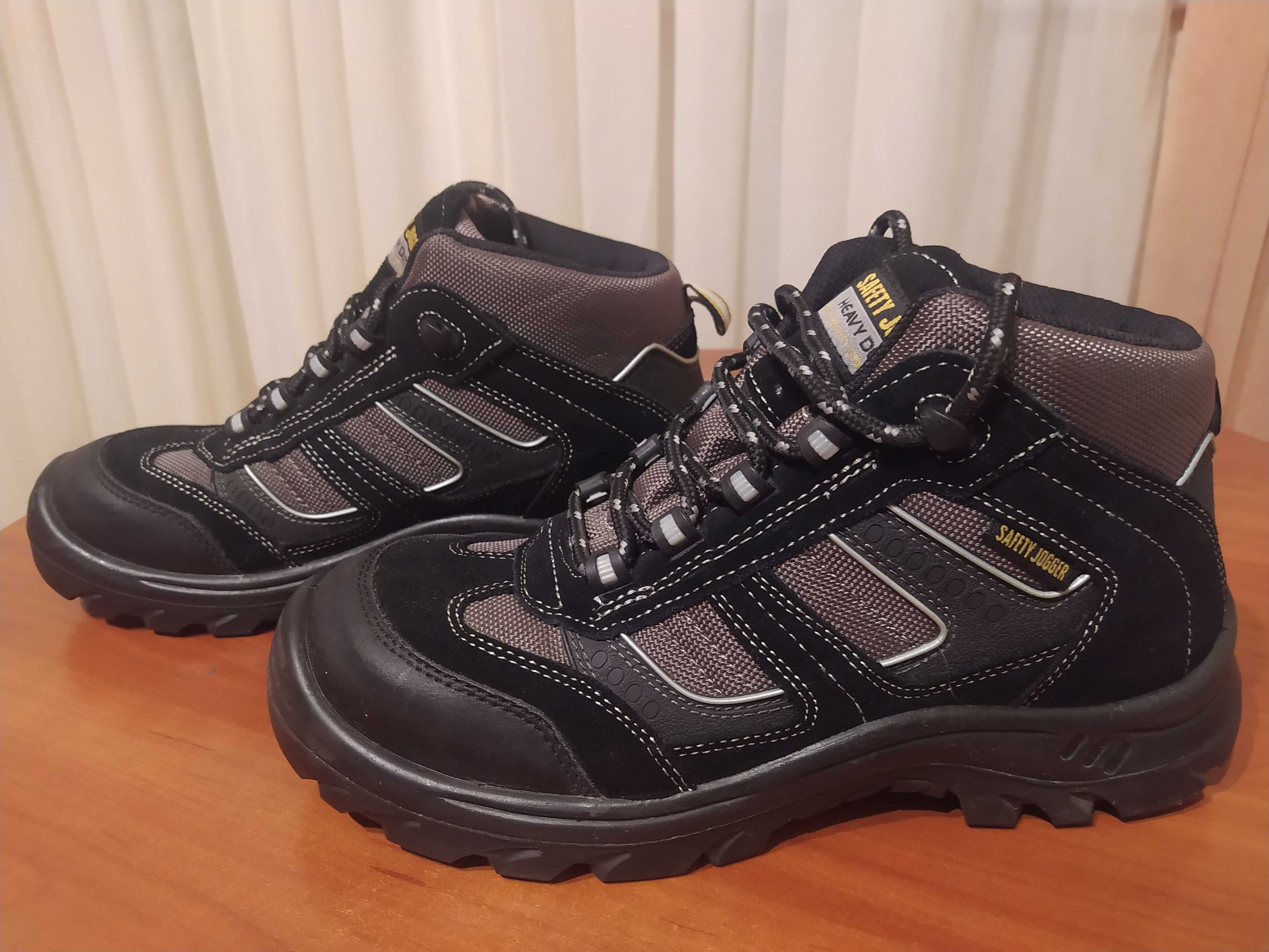 Нові робочі черевики Safety Jogger.
41 - й р.