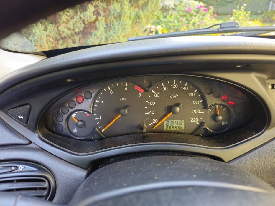 Ford Focus 1.8 tddi 2003 рік
