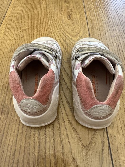 Buciki biomecanics r. 21