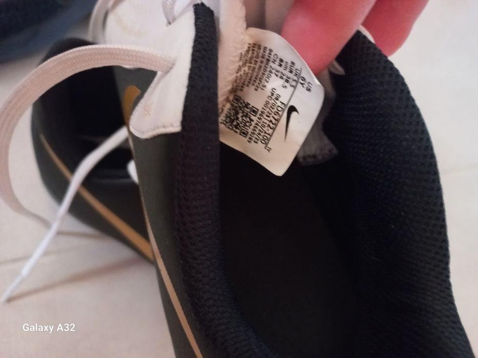Chuteiras nike t.38.5