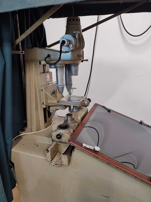 Projektor profilowy HAUSER 215