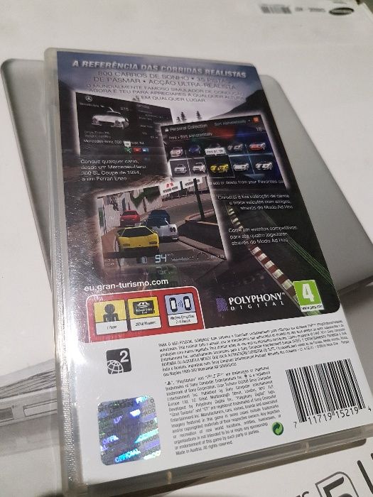 PSP: Gran Turismo Essentials