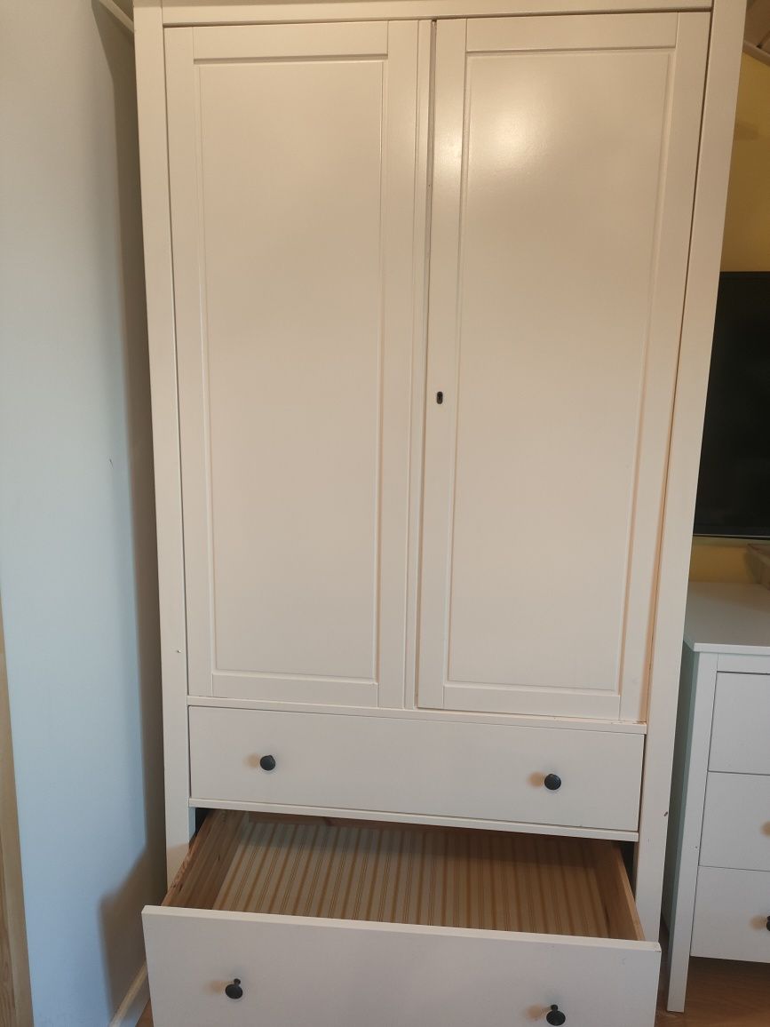 Szafa Hemnes do naprawy