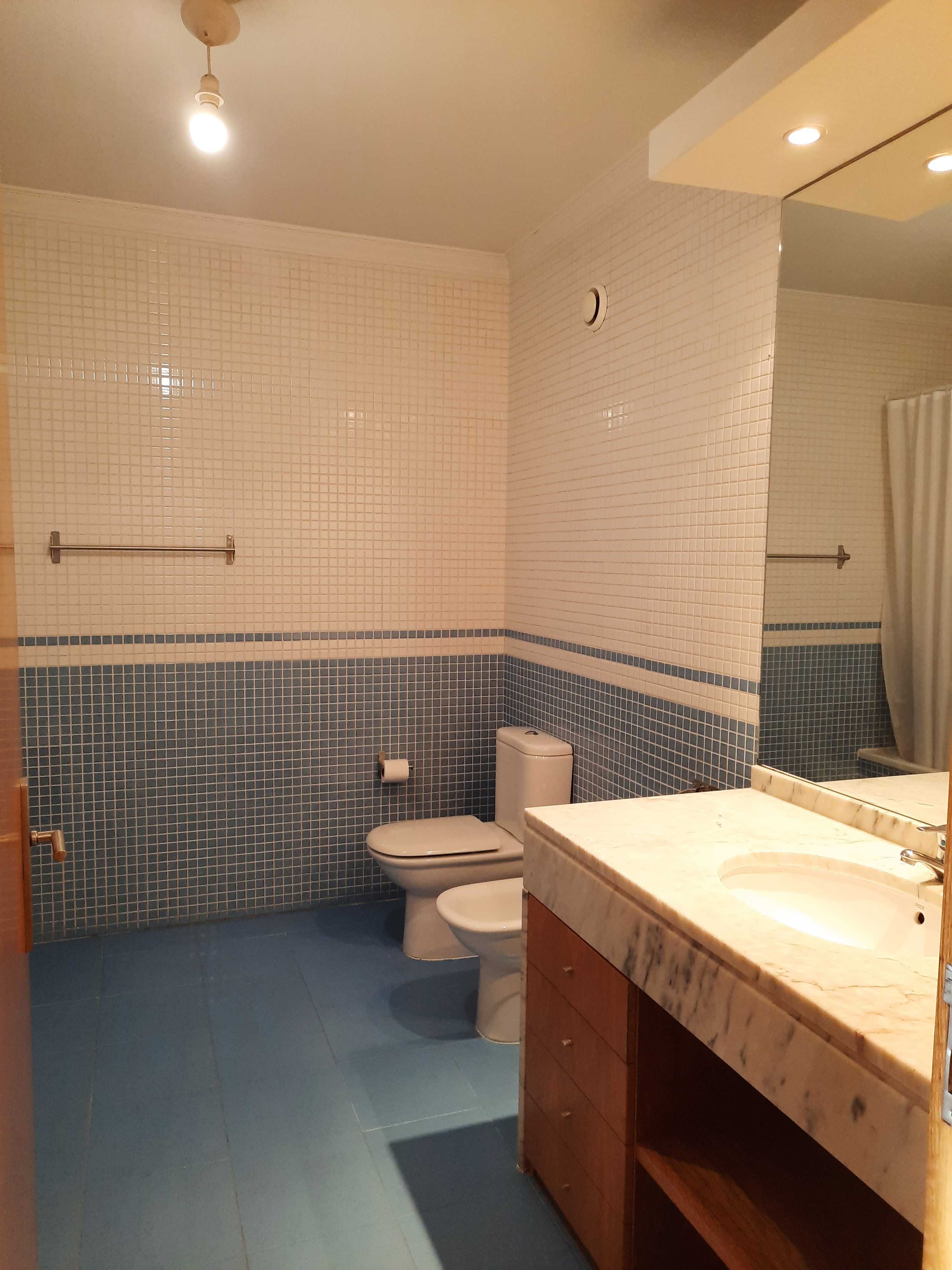 Excelente apartamento T3, em otima localização(rotunda dos touros)