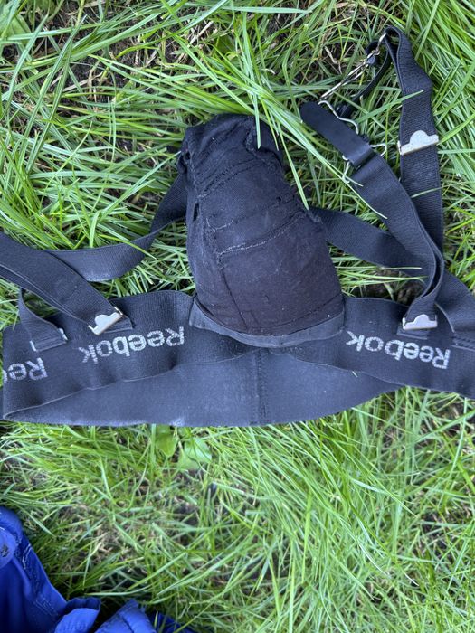 Хокейні щитки, ракушка та шолом Reebok