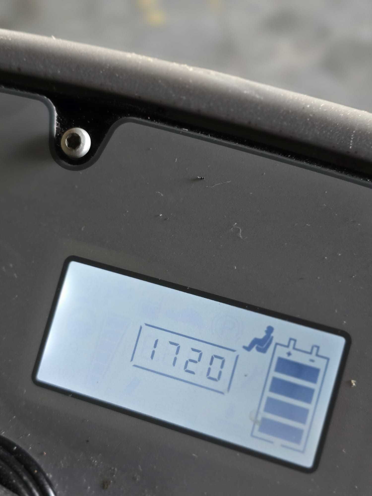 HAKO Scrubmaster B75 R