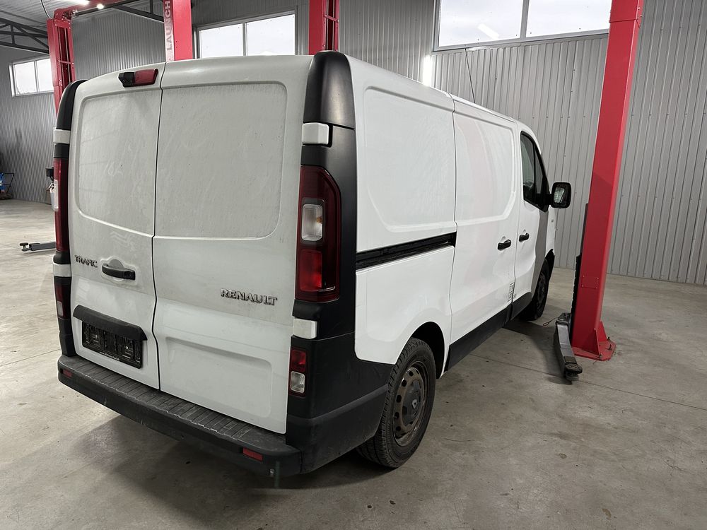 Запчастини б/у Renault Trafic 3  трафік 3