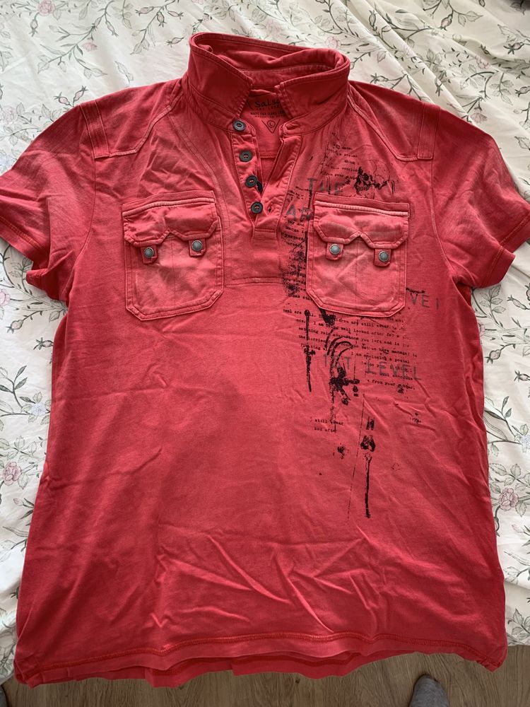 T shirt salsa vermelha