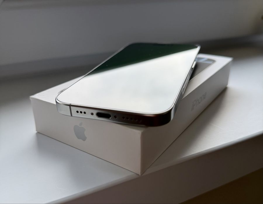 Iphone 16 PRO BIAŁY