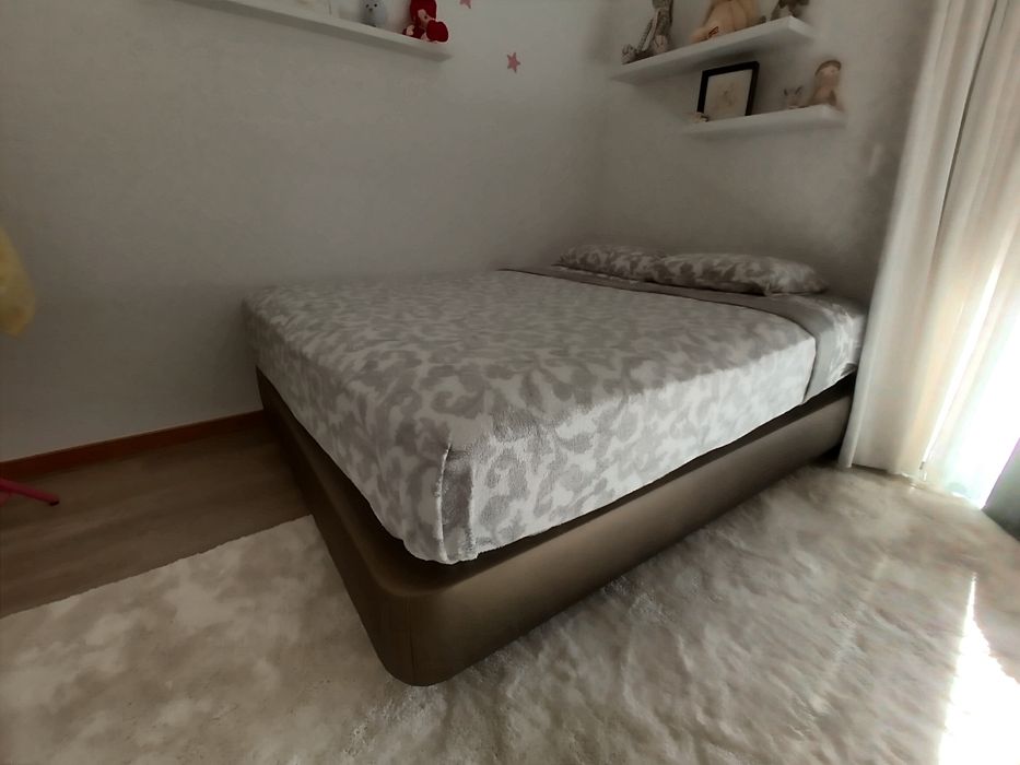 Estrado + cabeceira 190x2000