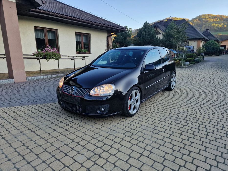 Volkswagen Golf GTI - 200KM
