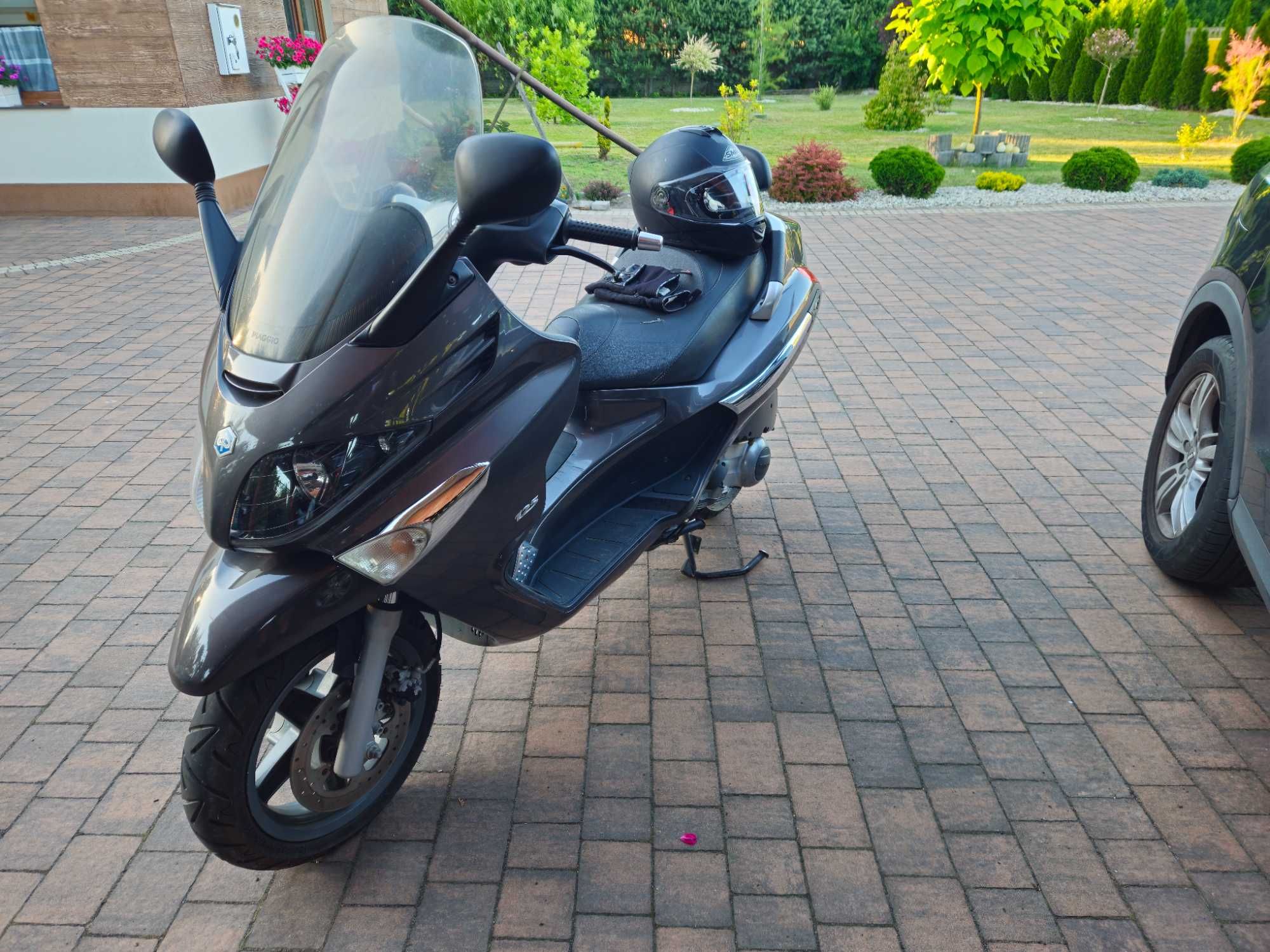 Piaggio xevo 125 skuter 125 maxi skuter