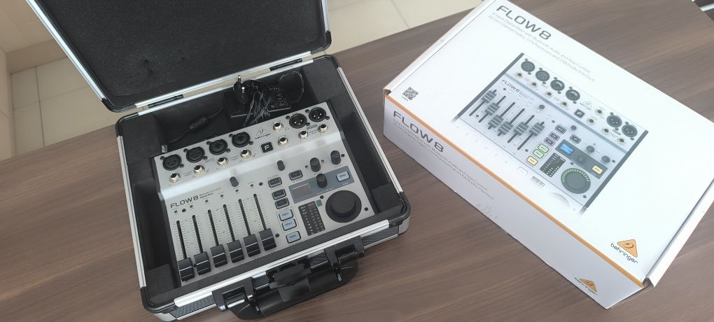Flow 8 mikser cyfrowy