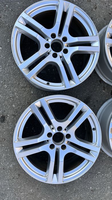 Диски Оригінальні Mercedes GLA, GLB, 247 R18