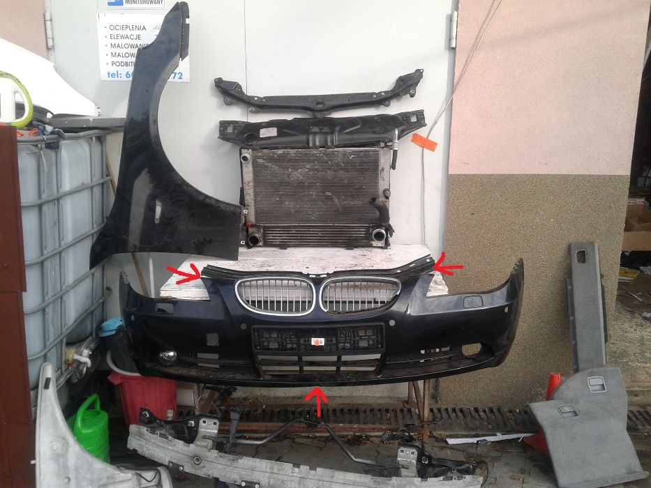 BMW 5 e60 e61 Zderzak Przód Black Nerka Halogen Belka Chłodnice