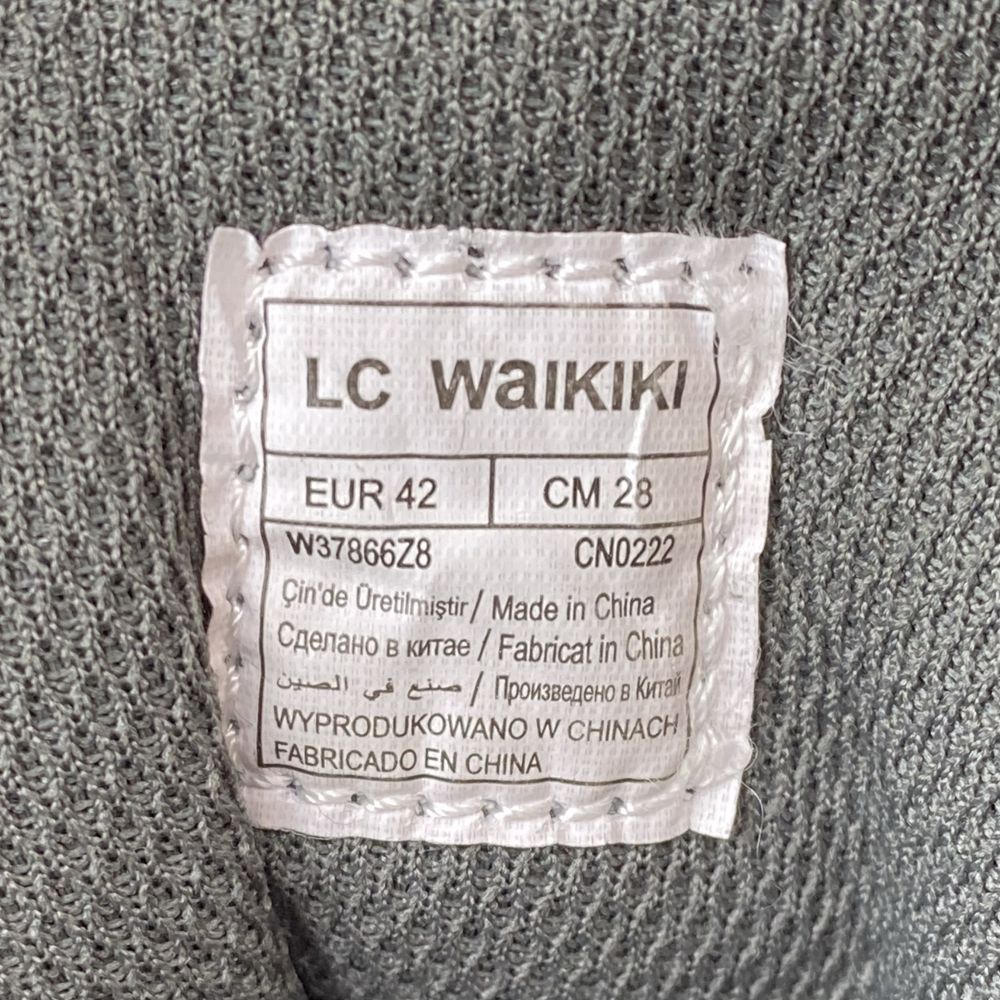 • Зимняя обувь LC Waikiki