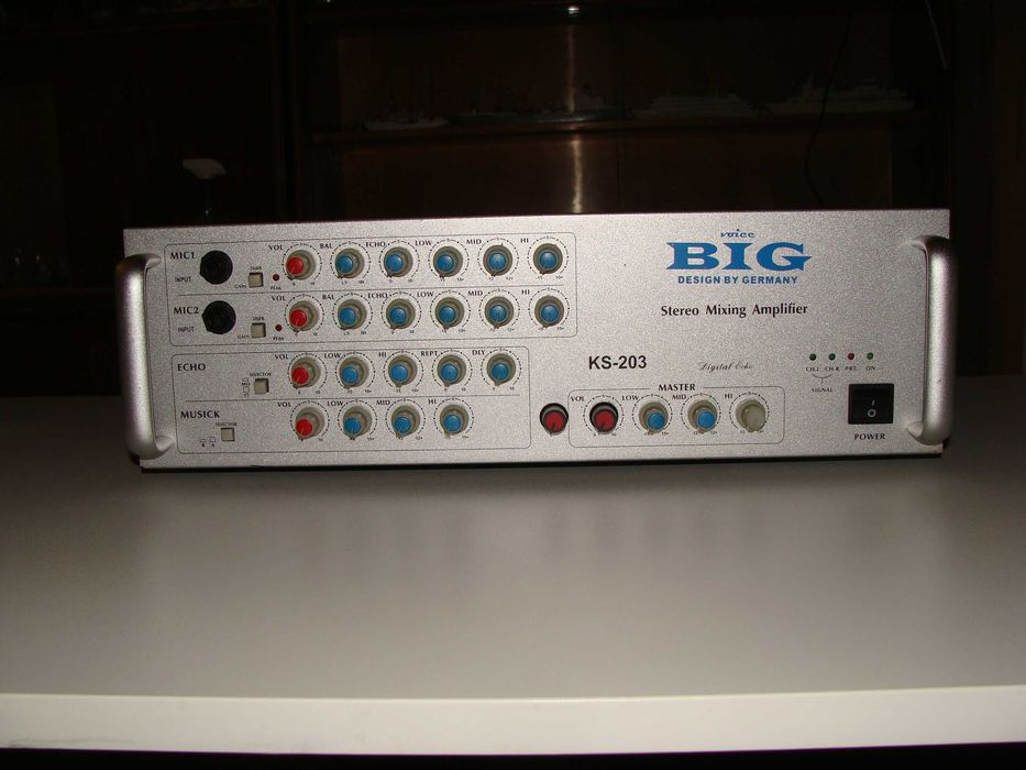 Активний мікшерний пульт BIG KS203