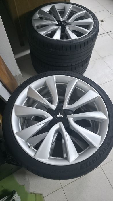 Jantes Tesla 20 performance