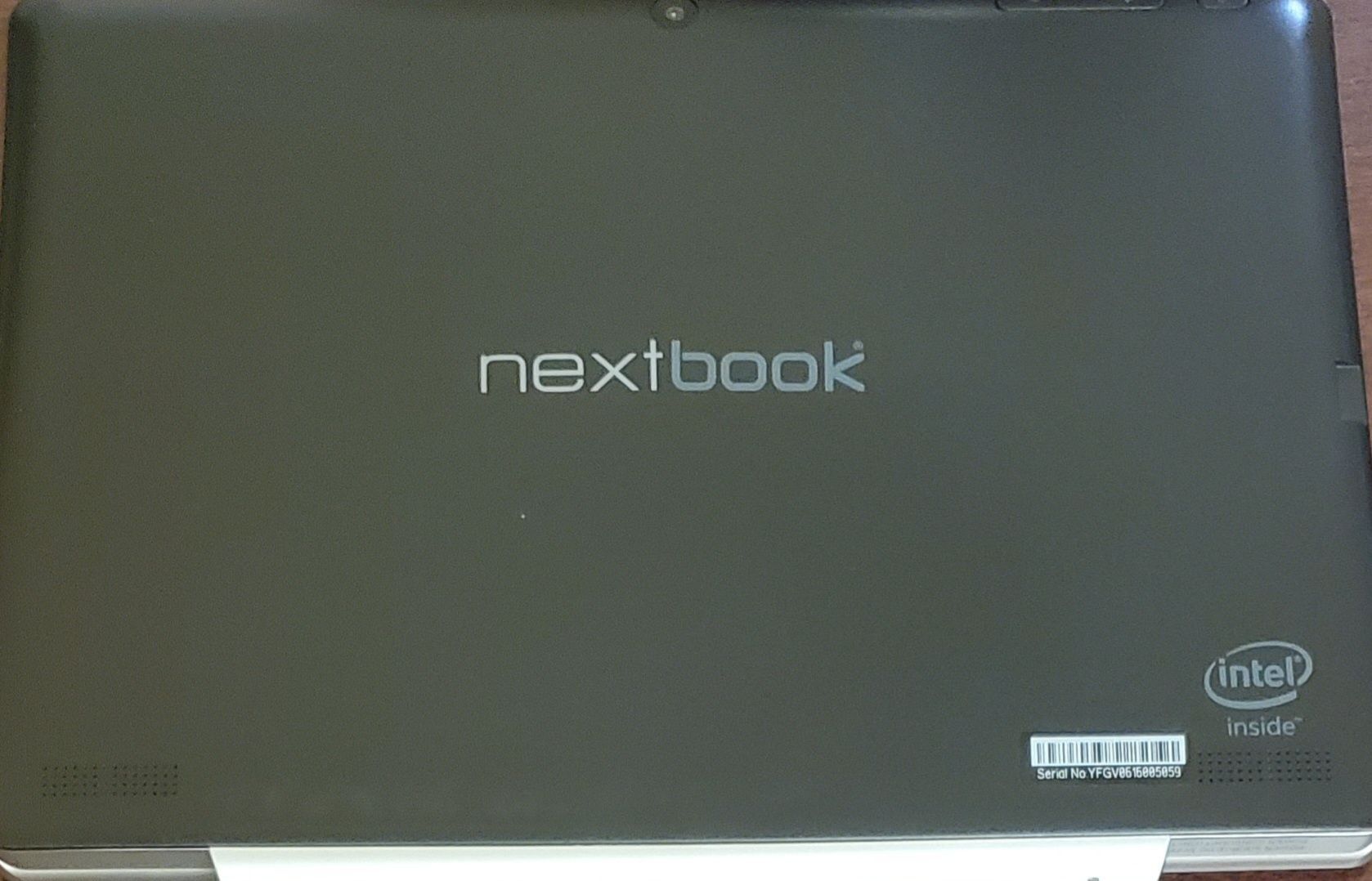 NextBook 10.1" 2-in-1 tablet & laptop w jednym