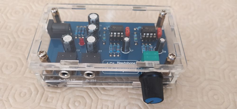 Amplificador de auscultadores