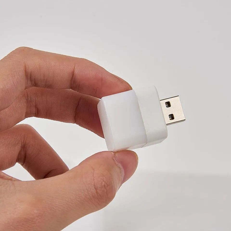 Маленький USB ночник, светодиоидная лампа