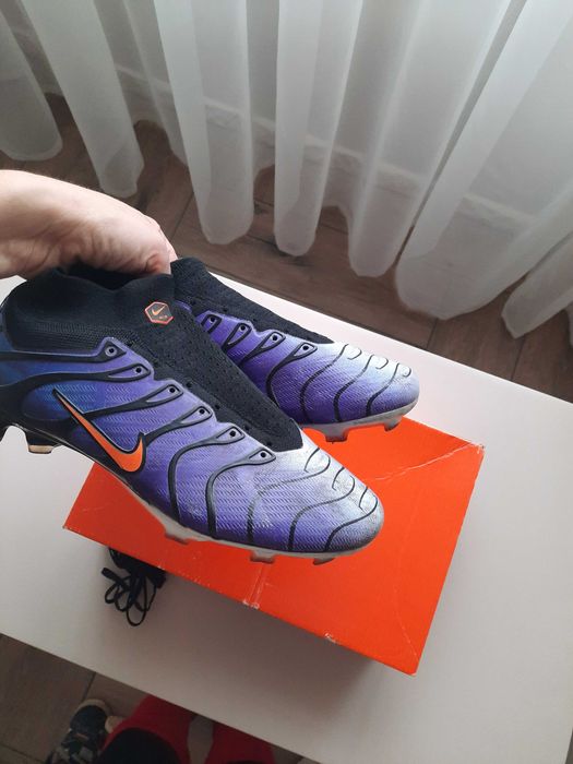 Продам фірменні буци