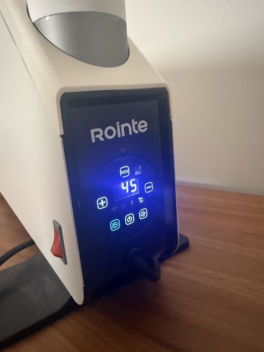 Aquecedor Rointe com humidificador