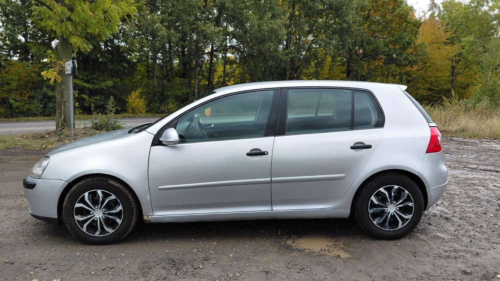 Volkswagen  Golf V 1.9 TDI