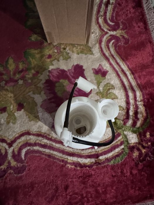 Паливний фільтер Mitsubishi Lanser 10