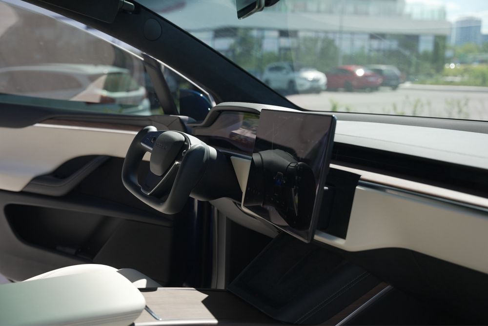 Tesla Model X 2023 Long Range