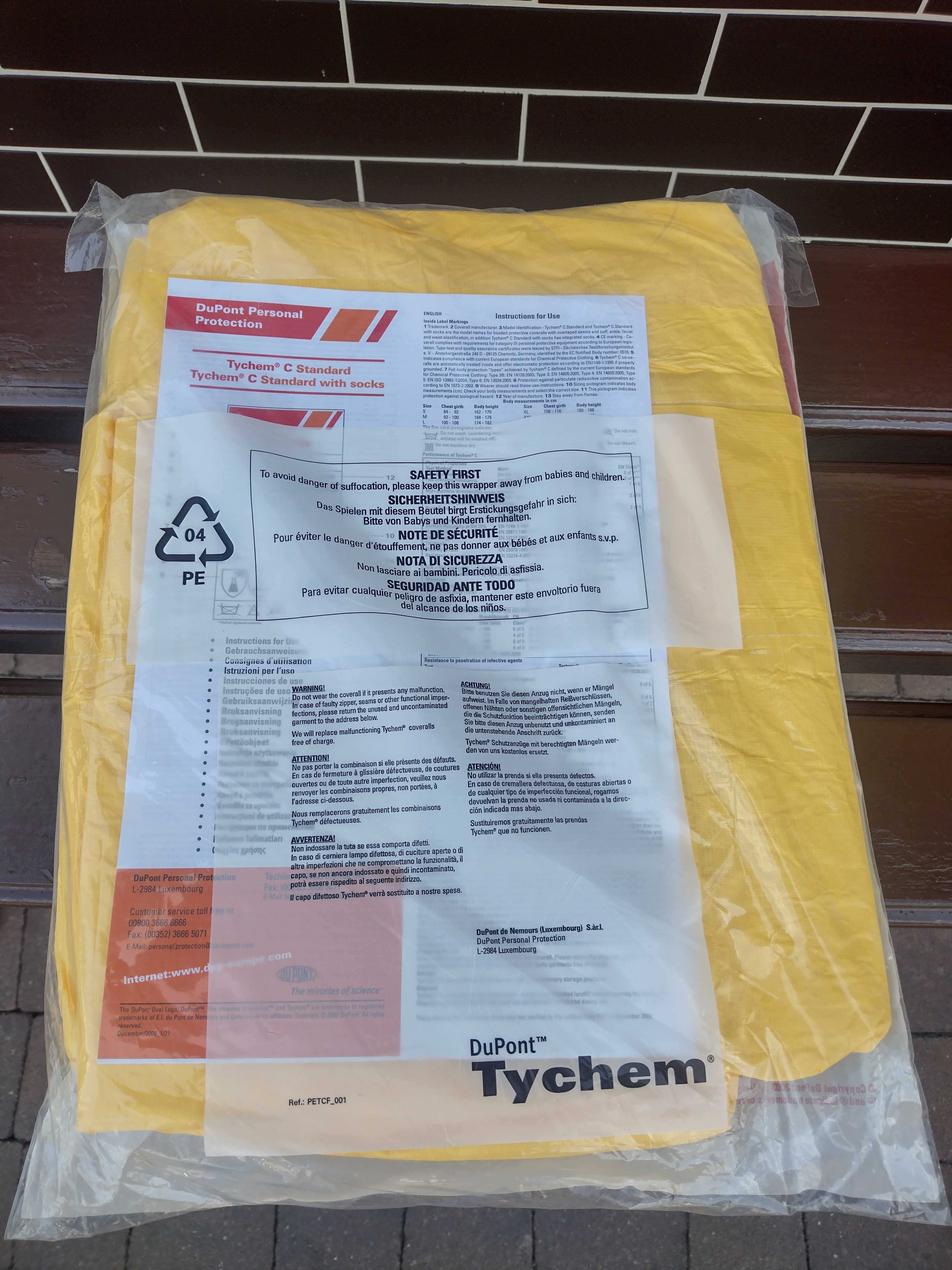 KOMBINEZON OCHRONNY DuPont Tychem "C" Standard model CHA5 ROZM. XXXL