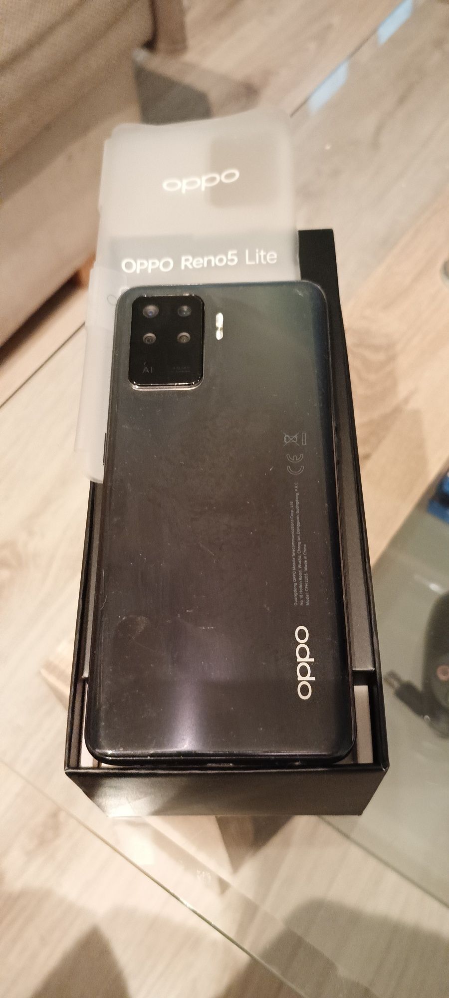 Sprzedam telefon oppo reno5