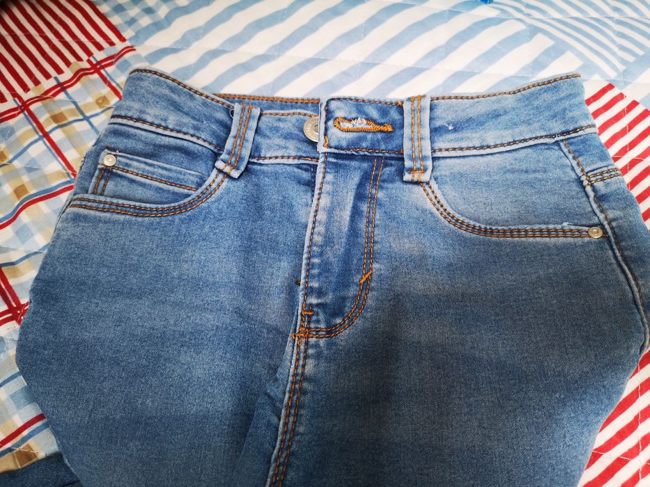 Calças de ganga para menina 140cm 9/10 anos