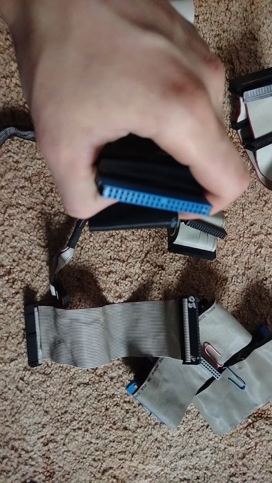 Продам шлейфи 80 pin та на 40 pin.