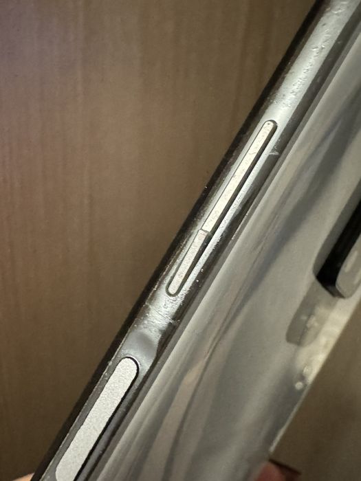 Продам смартфон Redmi Note 9 pro