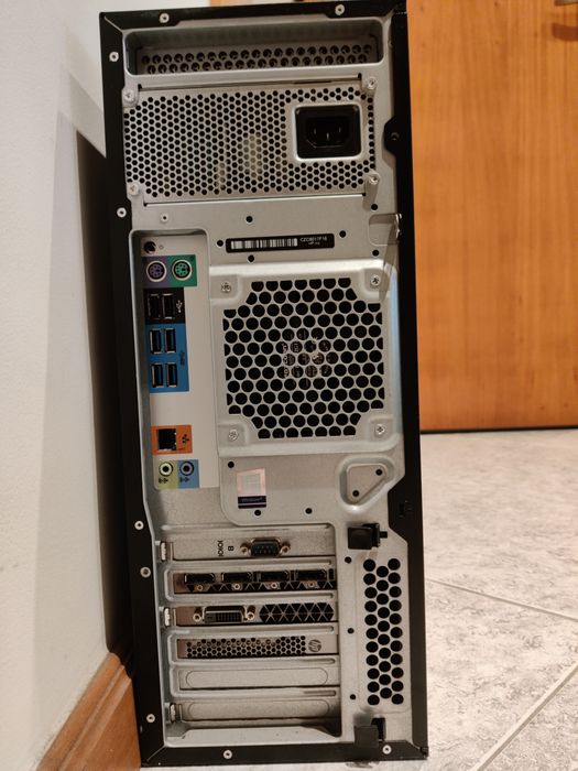 HP Z440 – Workstation Xeon E5-1620 v4 / 32 GB RAM / SSD 512 GB / GPU P