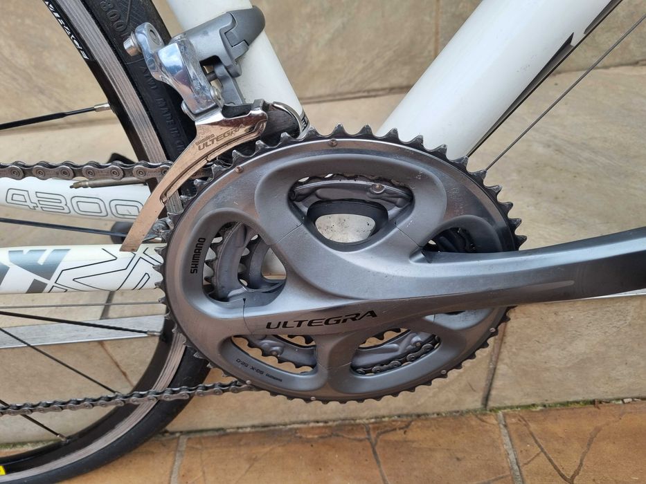 Rower szosowy CENTUURION HYPERDRIVE 4300 - Ultegra