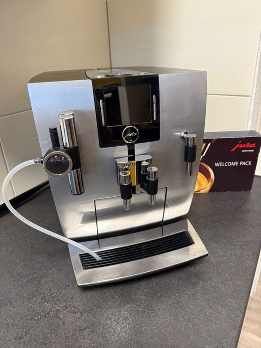 Jura J9 J9.4 j 9 automat do kawy ekspres latte cappucinno espreaao