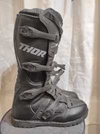 Botas Thor tamanho 12