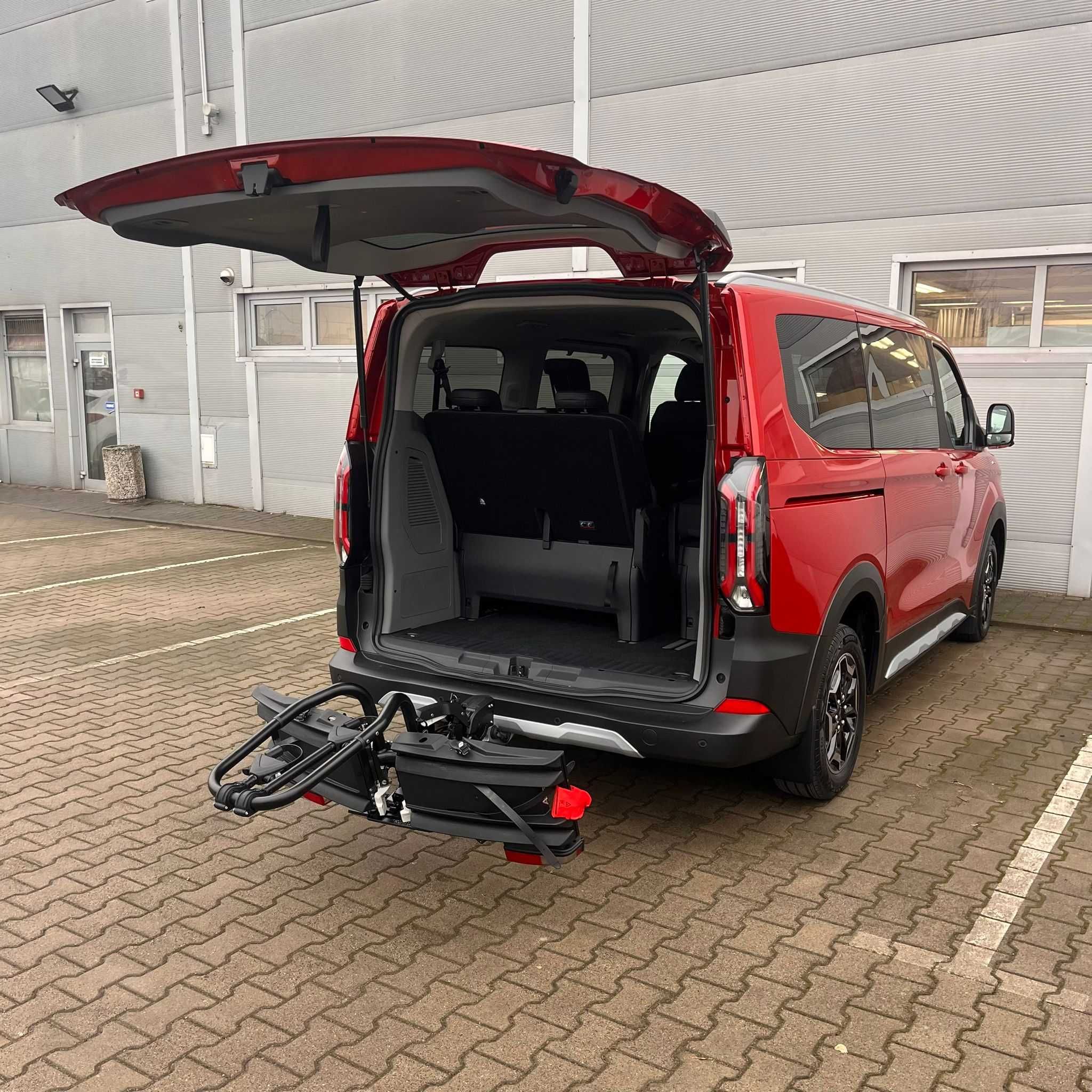 Uchwyt na rowery elektryczny, MTB, opona do 10cm - Ford Tourneo Custom