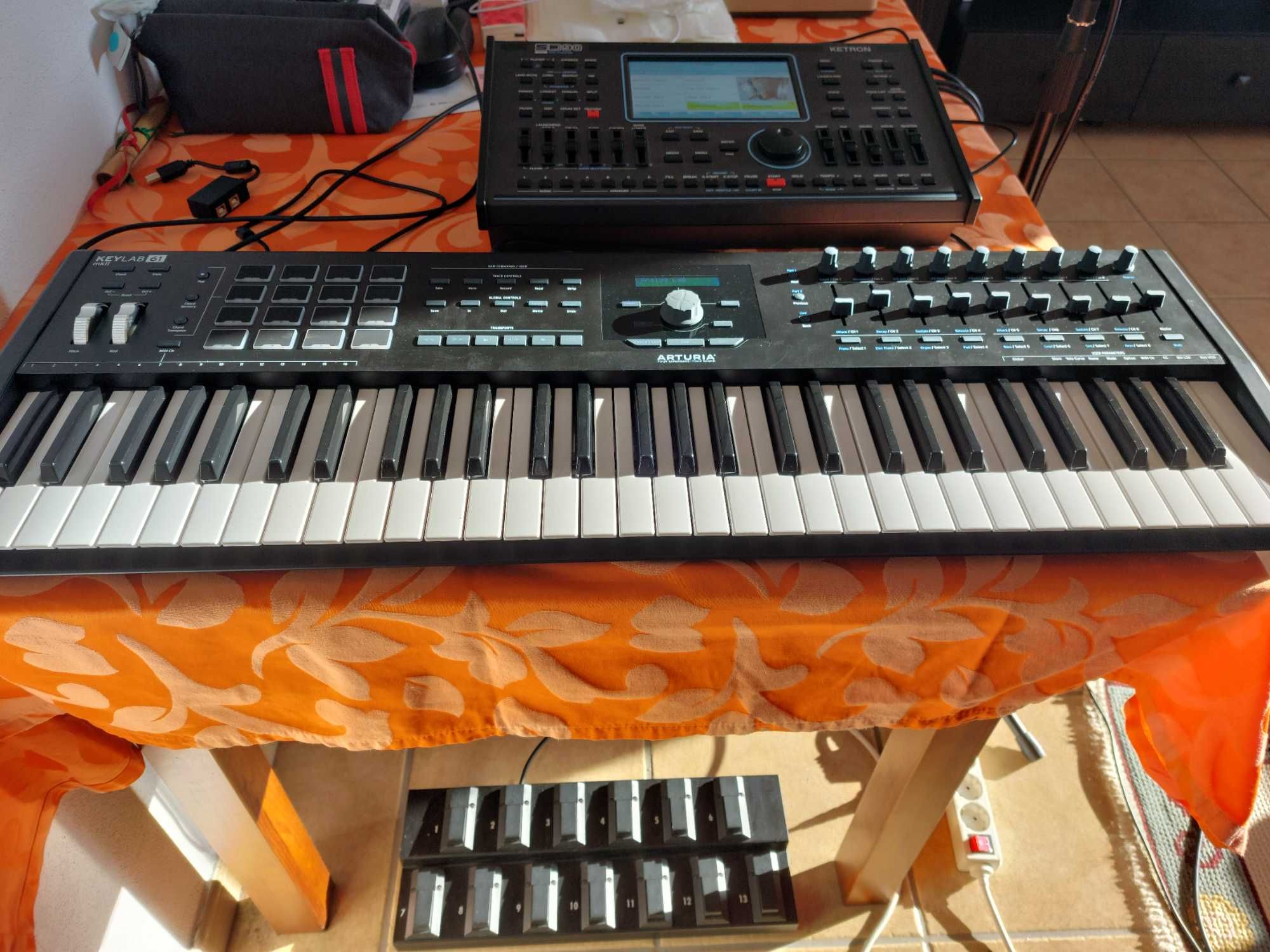 TECLADO ARTURIA, Ketron, Roland, Acordeão, Borsini, etc - STOCK OUT