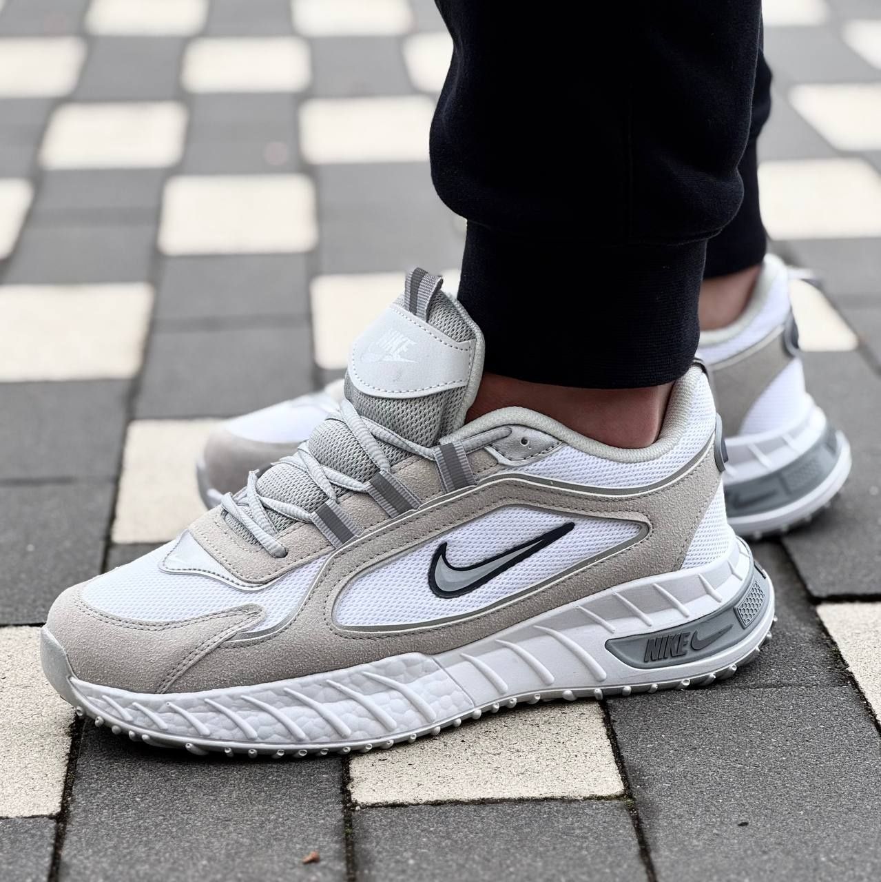 Кросівки чоловічі Nike Zoom Vomero 5 1109