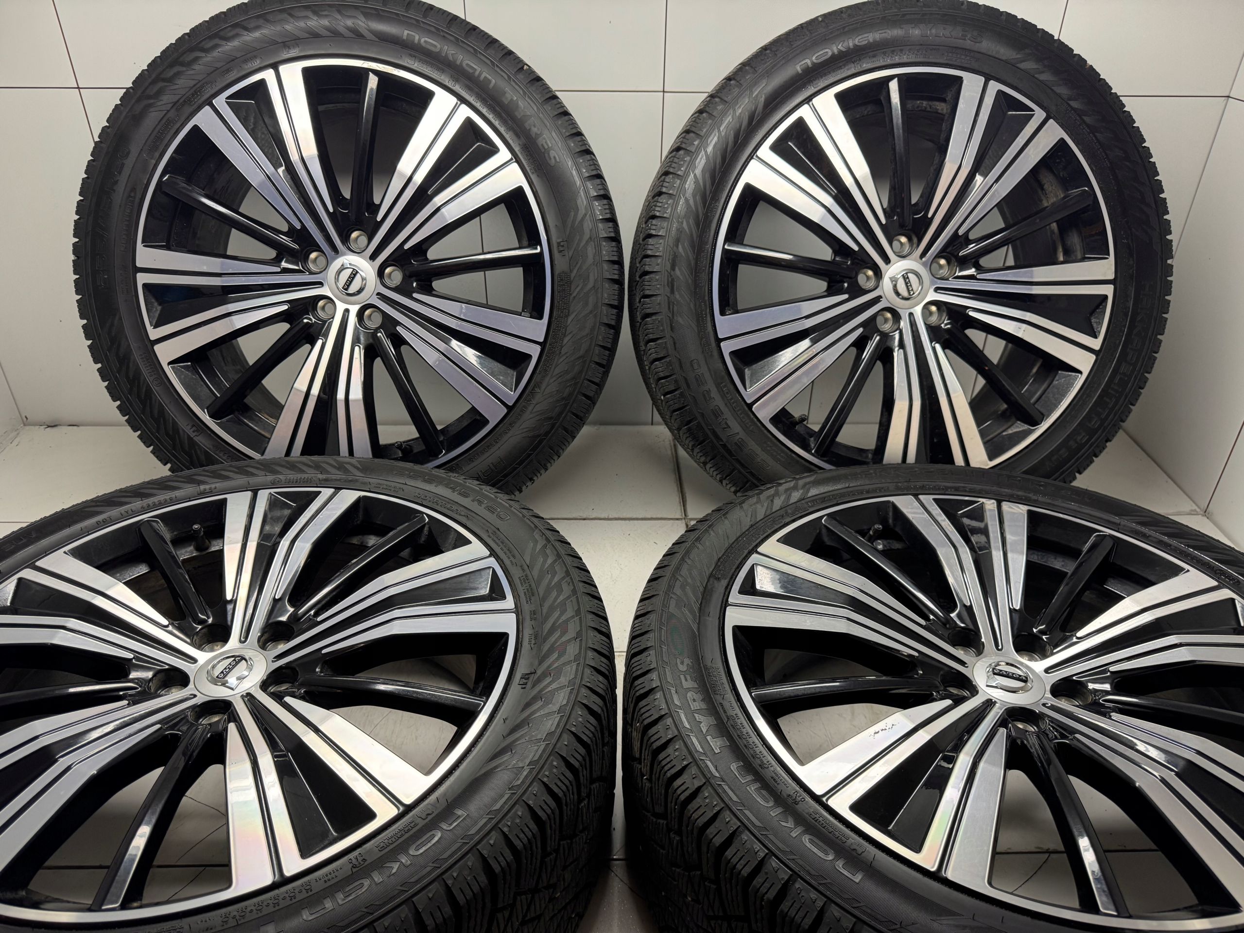 Kola Felgi 20 Volvo XC90 XC60 V90 r Design Oem Idealne
