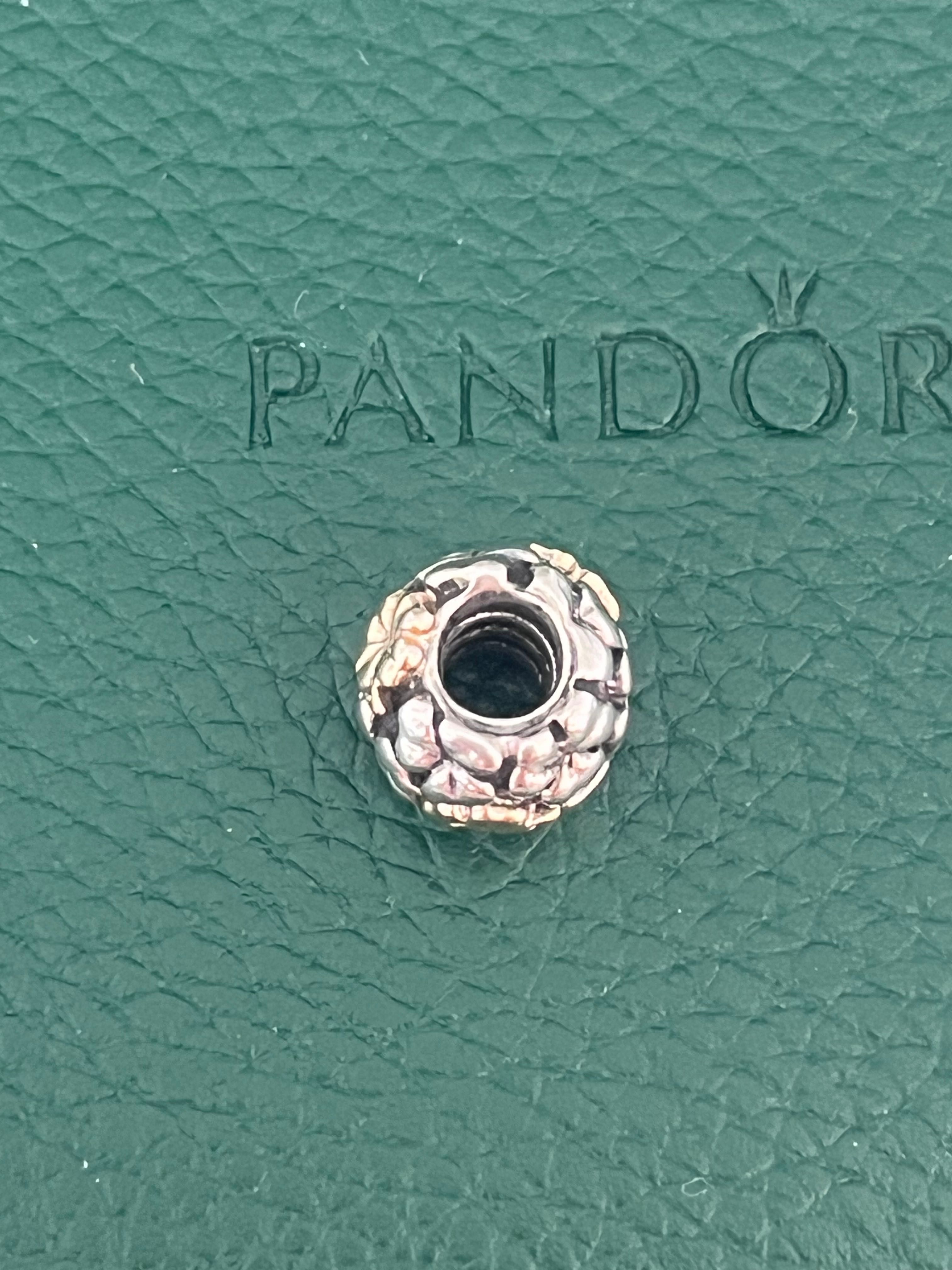 Charms Pandora TT koniczynka