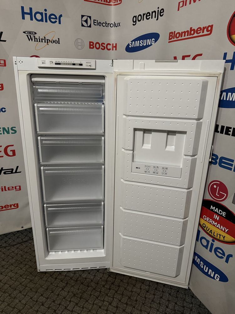 Морозильна камера / морозилка Siemens GS24NV01 NoFrost 155см бу
